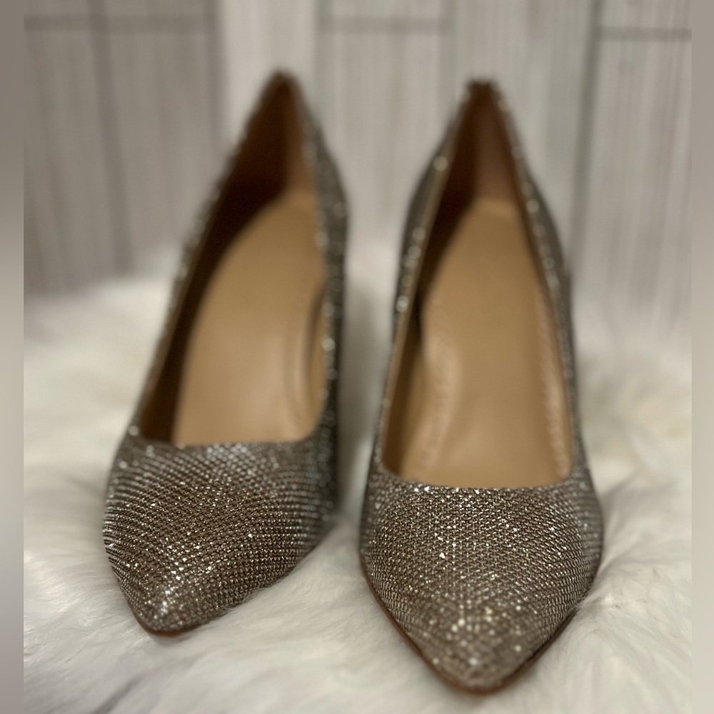 Coach Addie 90 Metallic Pump. Size 5.5. NIB. - Picture 5 of 7